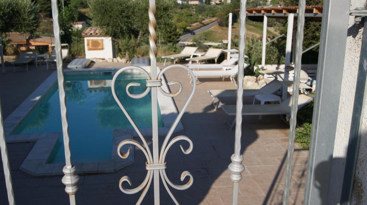B&B Eyexei Domus อากริเจนโต ภายนอก รูปภาพ