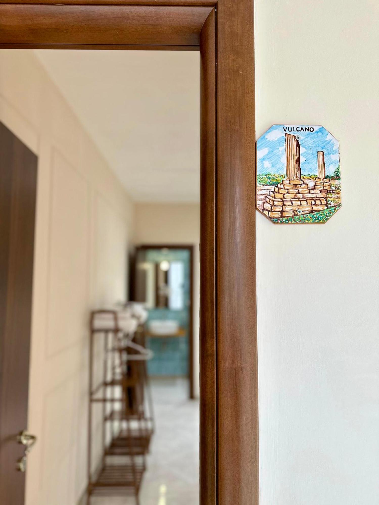 B&B Eyexei Domus อากริเจนโต ภายนอก รูปภาพ
